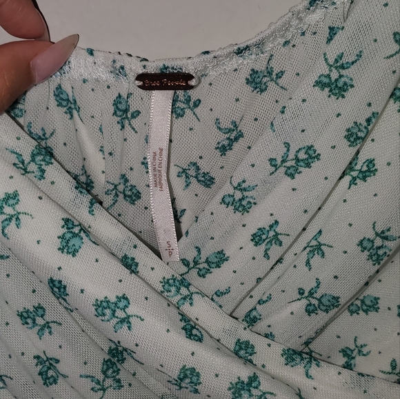 Free People white w green Sweetie Pie Blouse S - Picture 6 of 8